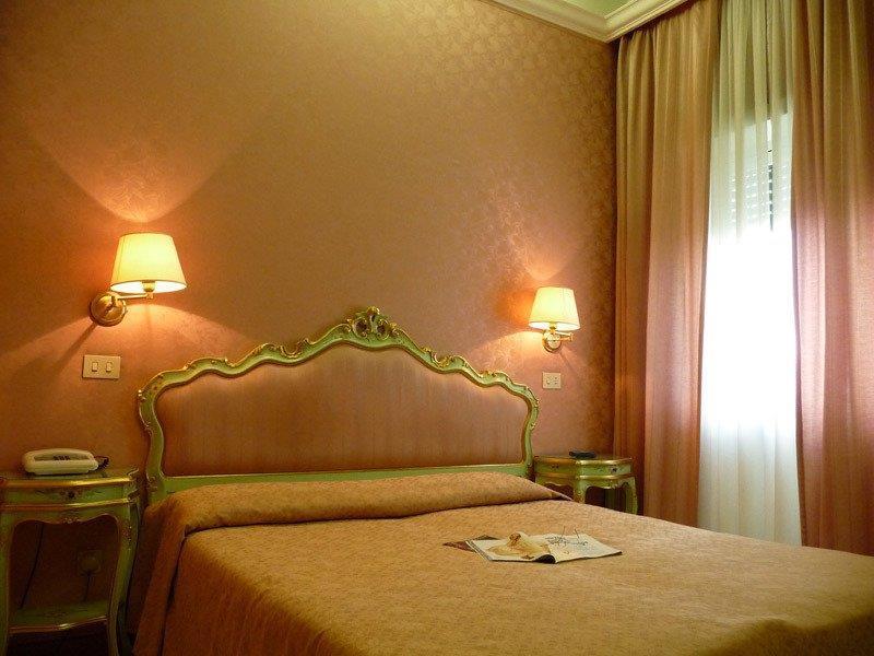 Hotel Romulus Rome