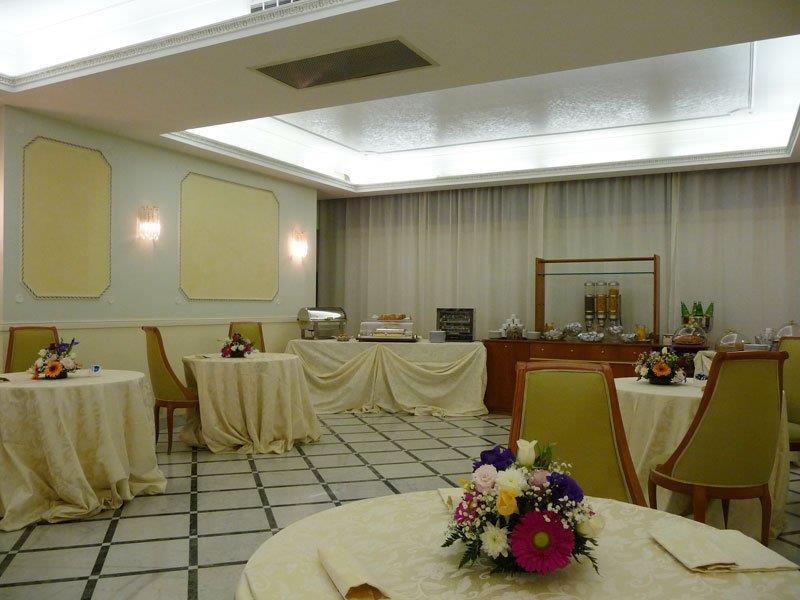 Romulus 3* Rome