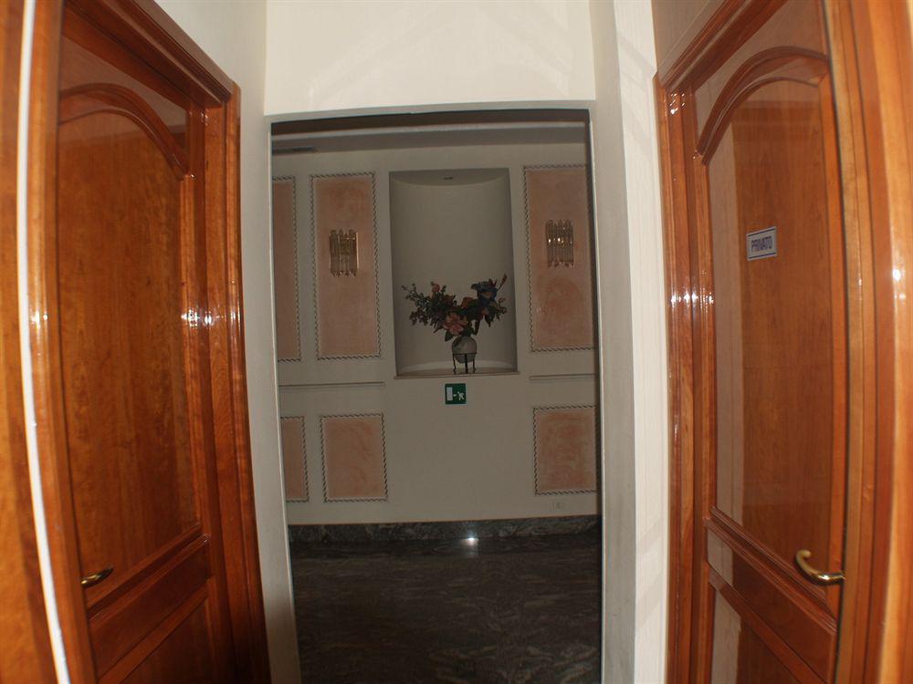 Romulus 3* Roma