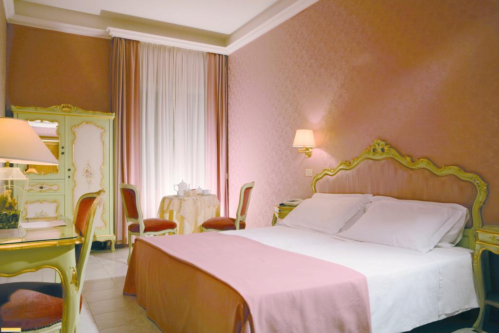 Romulus 3* Roma
